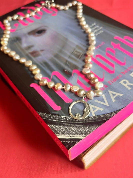 Rosรฉ Moon Pearl Necklace